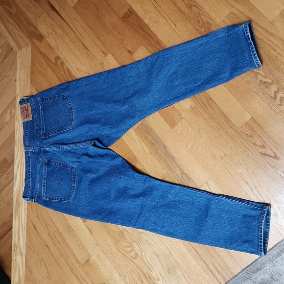 Levi's Jeans - Picture 8 of 10